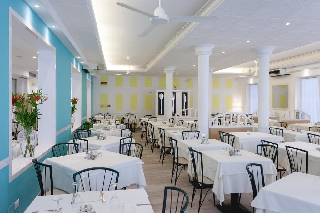 Hotel Speranza Lido di Jesolo Buitenkant foto